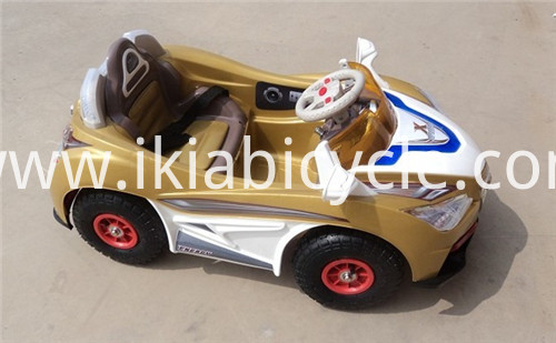 Vaikų žaislų automobiliai